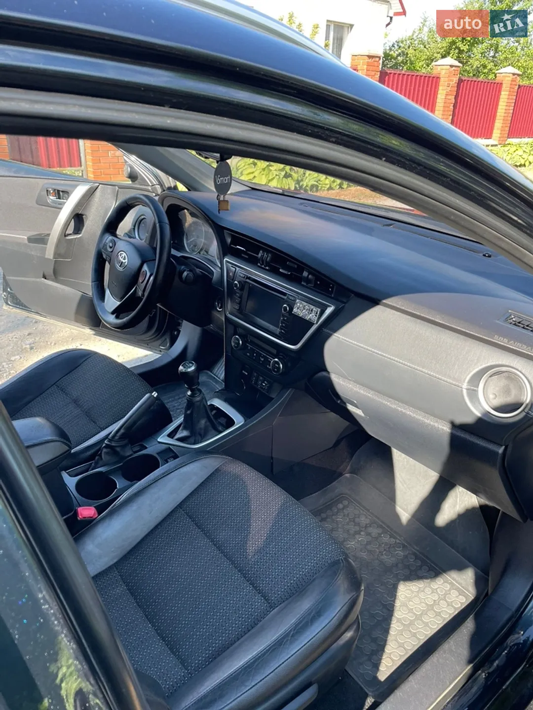 2014 Toyota Auris - мініатюра 18