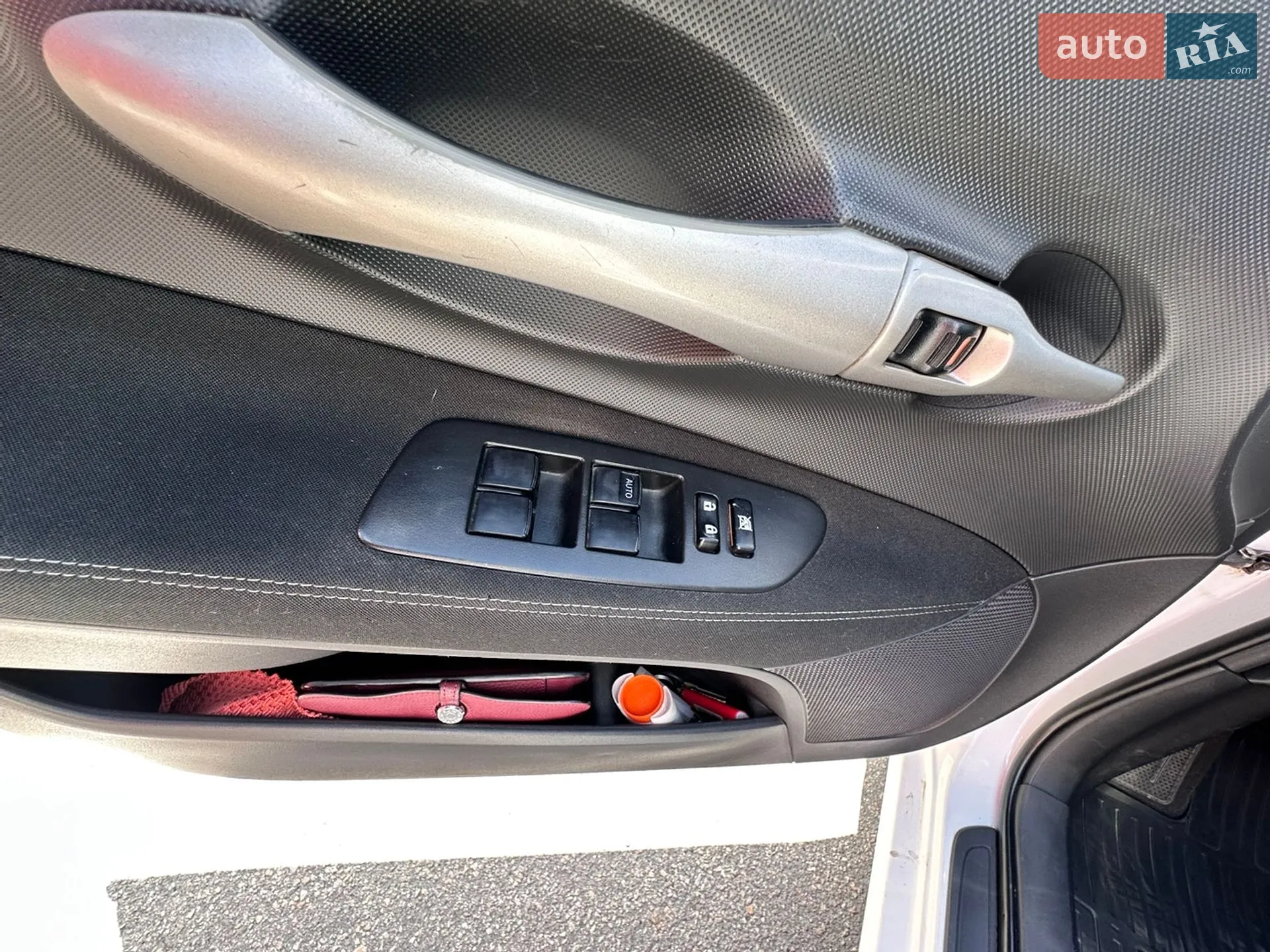 2010 Toyota Auris - мініатюра 6