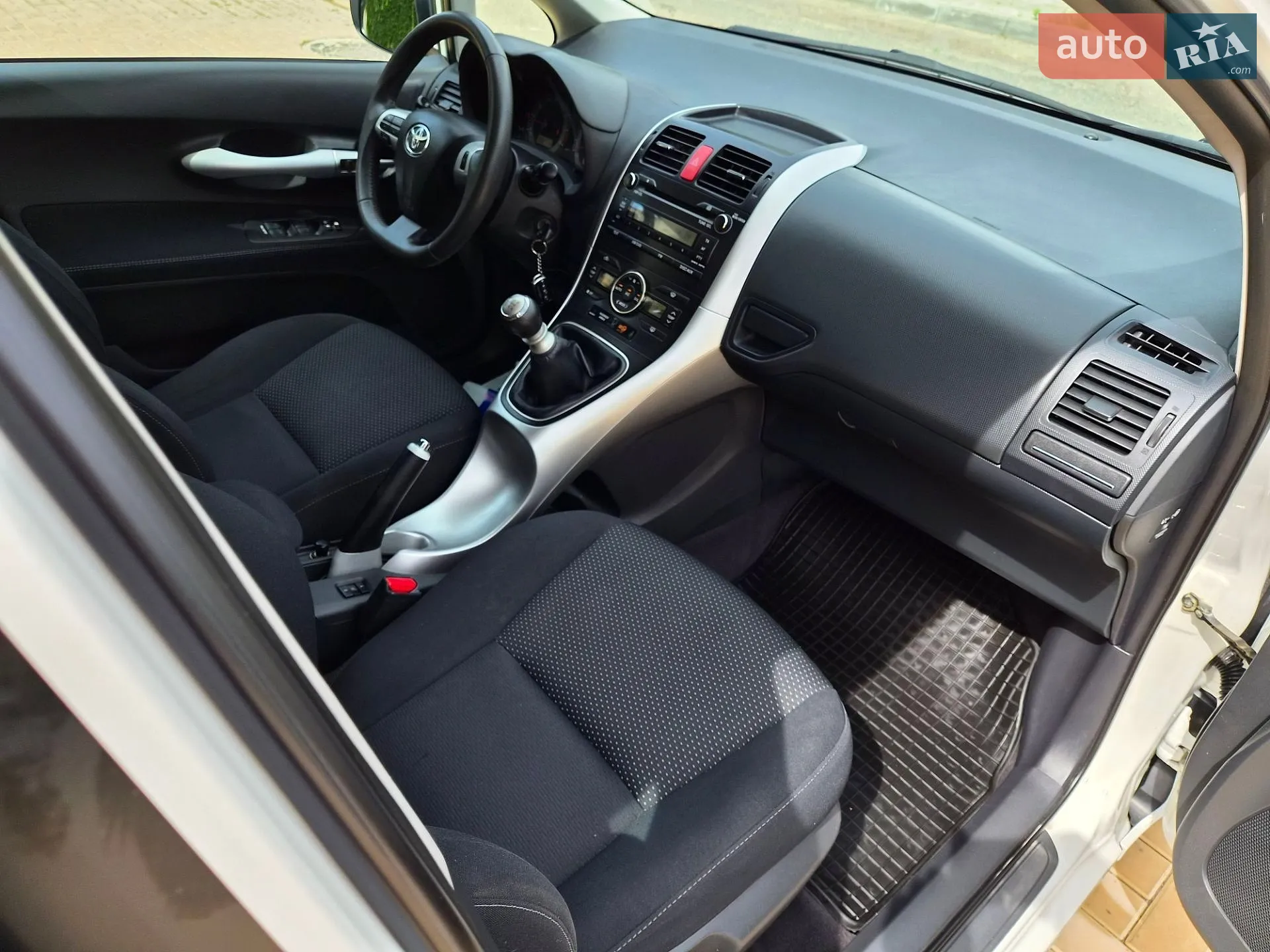2012 Toyota Auris - мініатюра 20