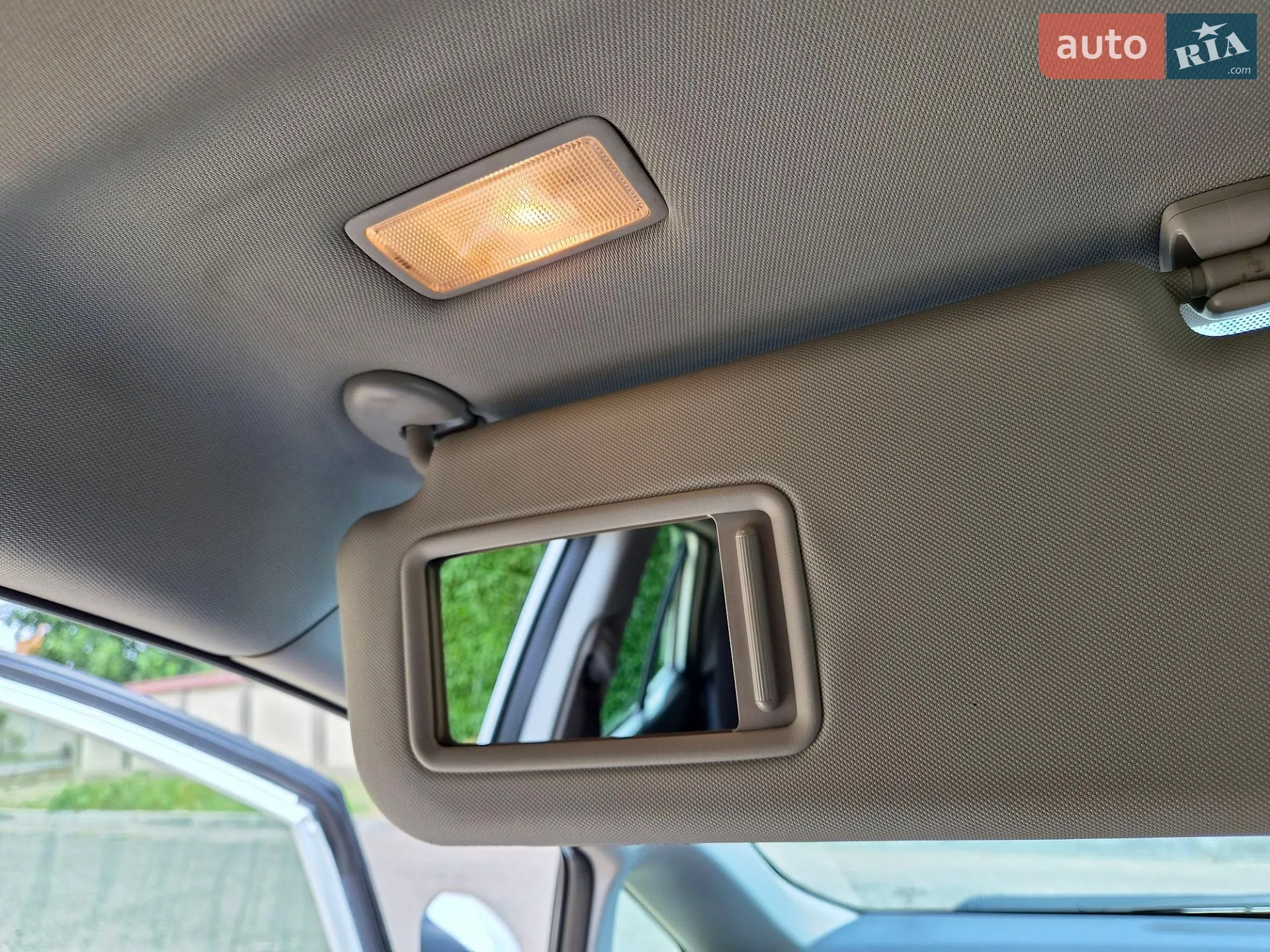 2012 Toyota Auris - мініатюра 34