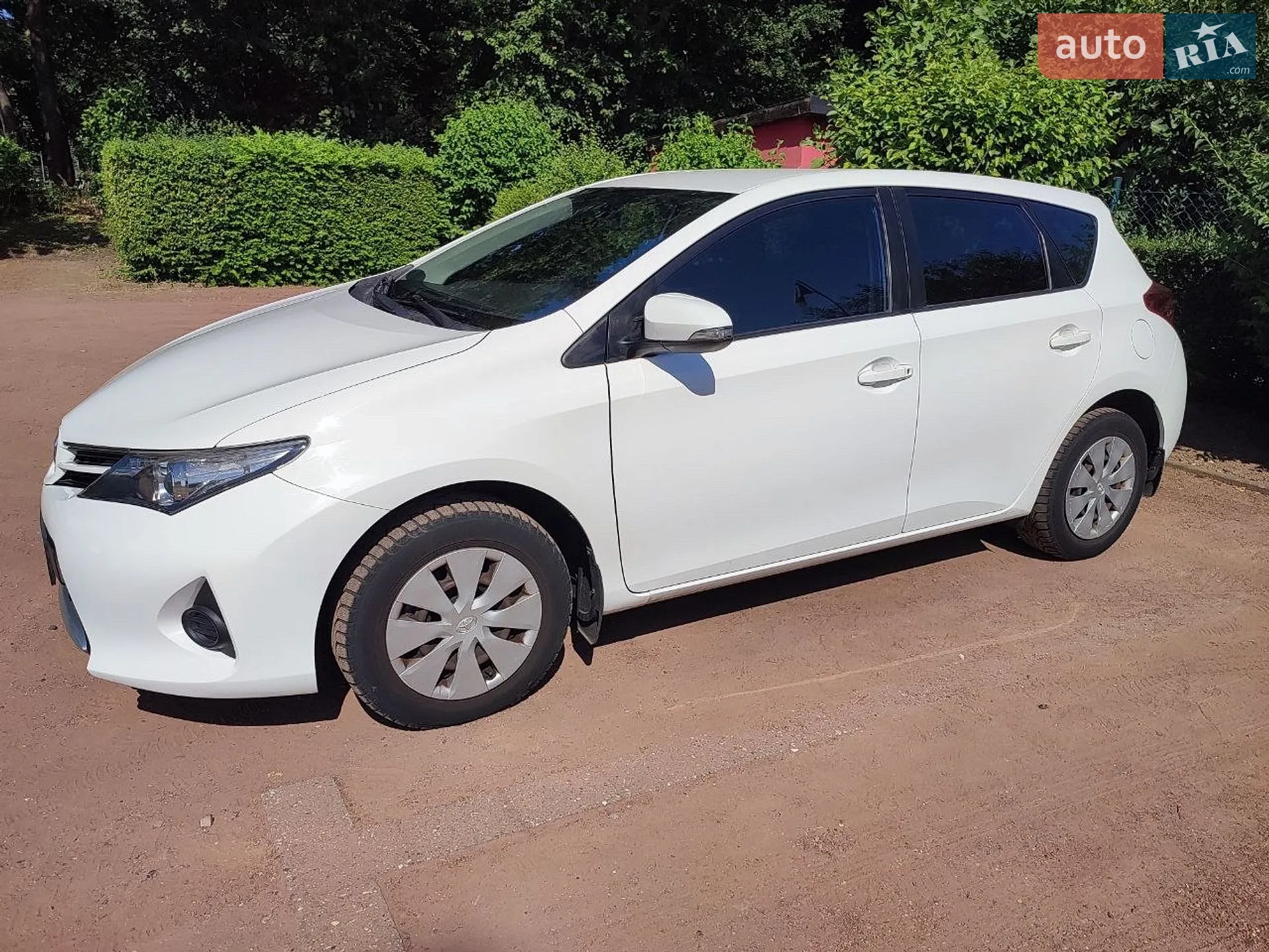 2013 Toyota Auris - мініатюра 3