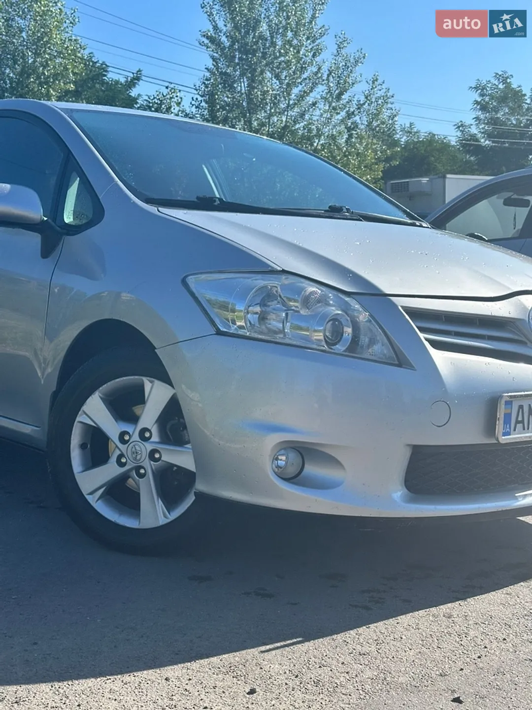 2011 Toyota Auris - мініатюра 2