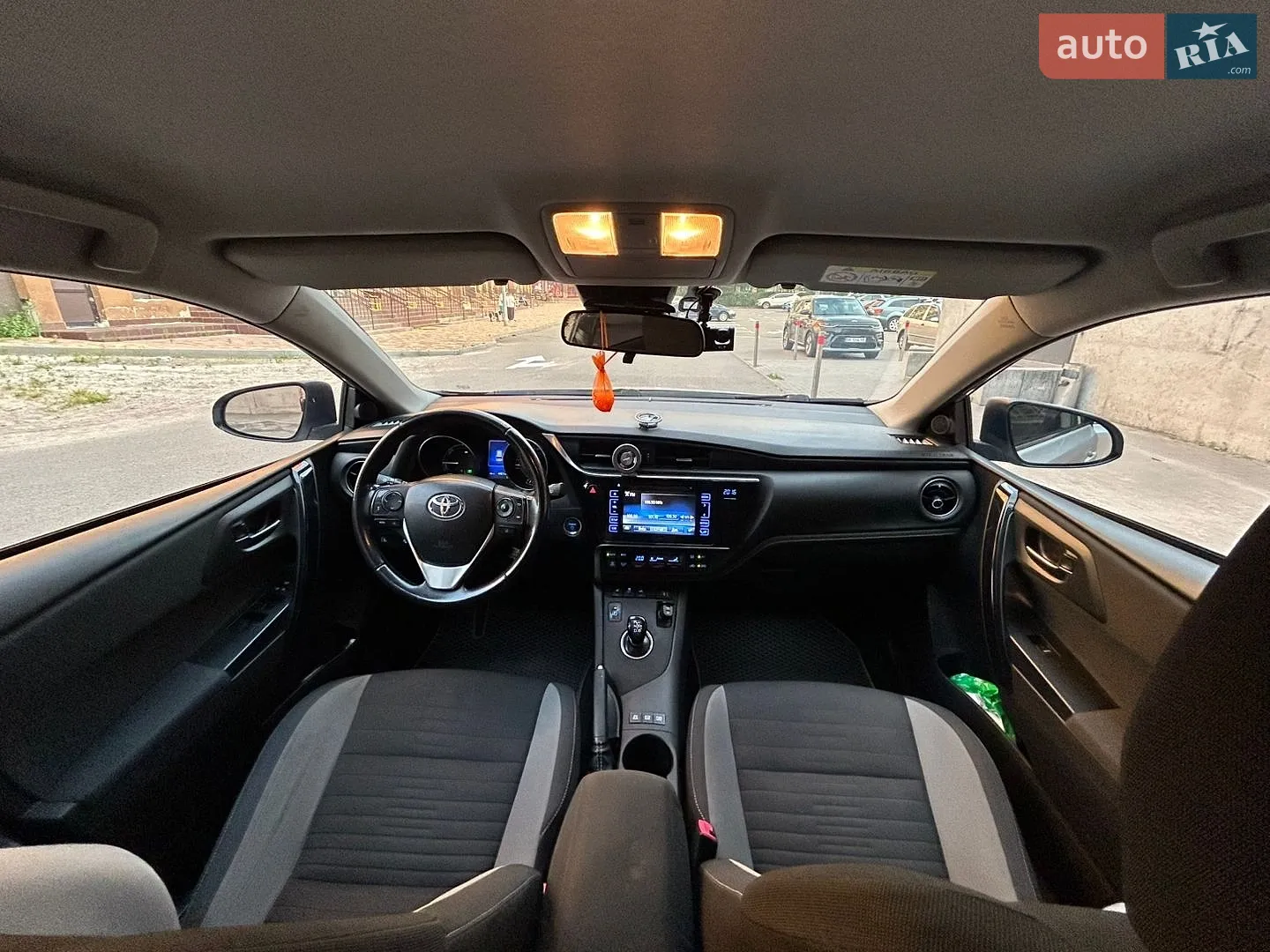 2015 Toyota Auris - мініатюра 8