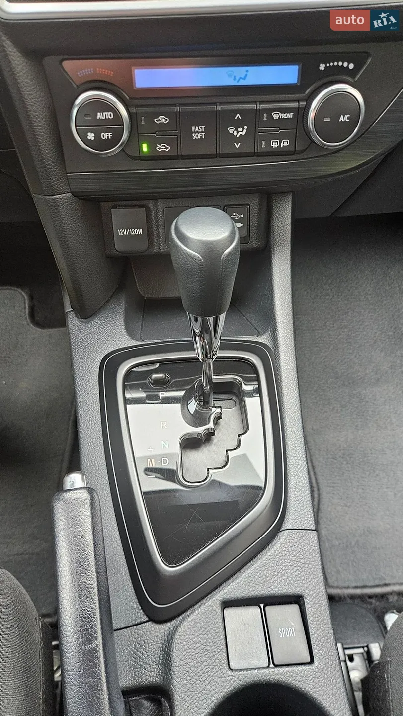 2013 Toyota Auris - мініатюра 31