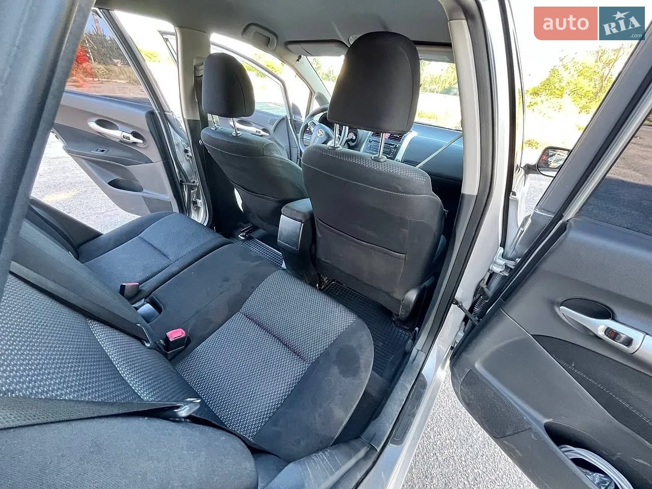 2011 Toyota Auris - мініатюра 10