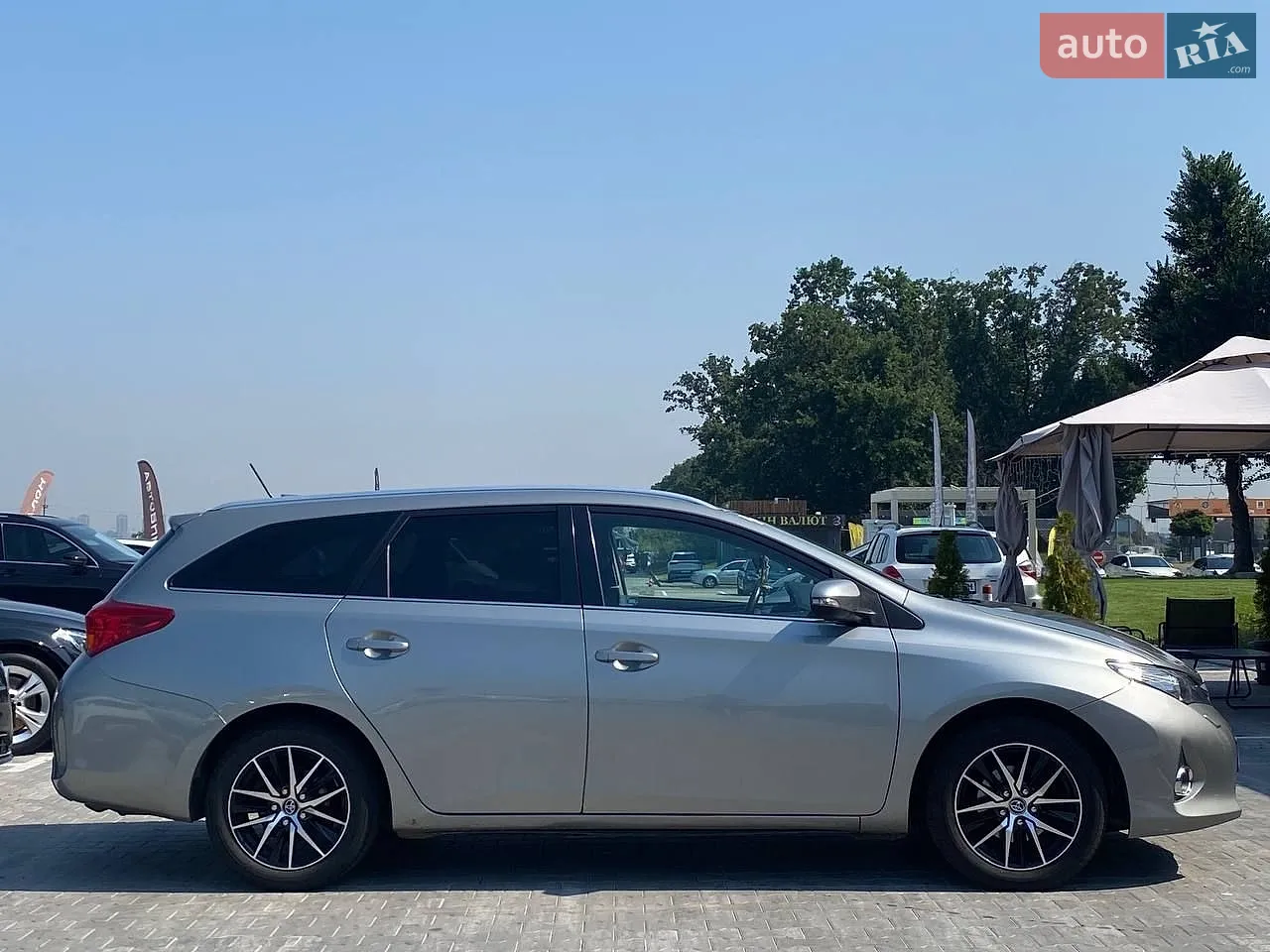 2013 Toyota Auris - мініатюра 11
