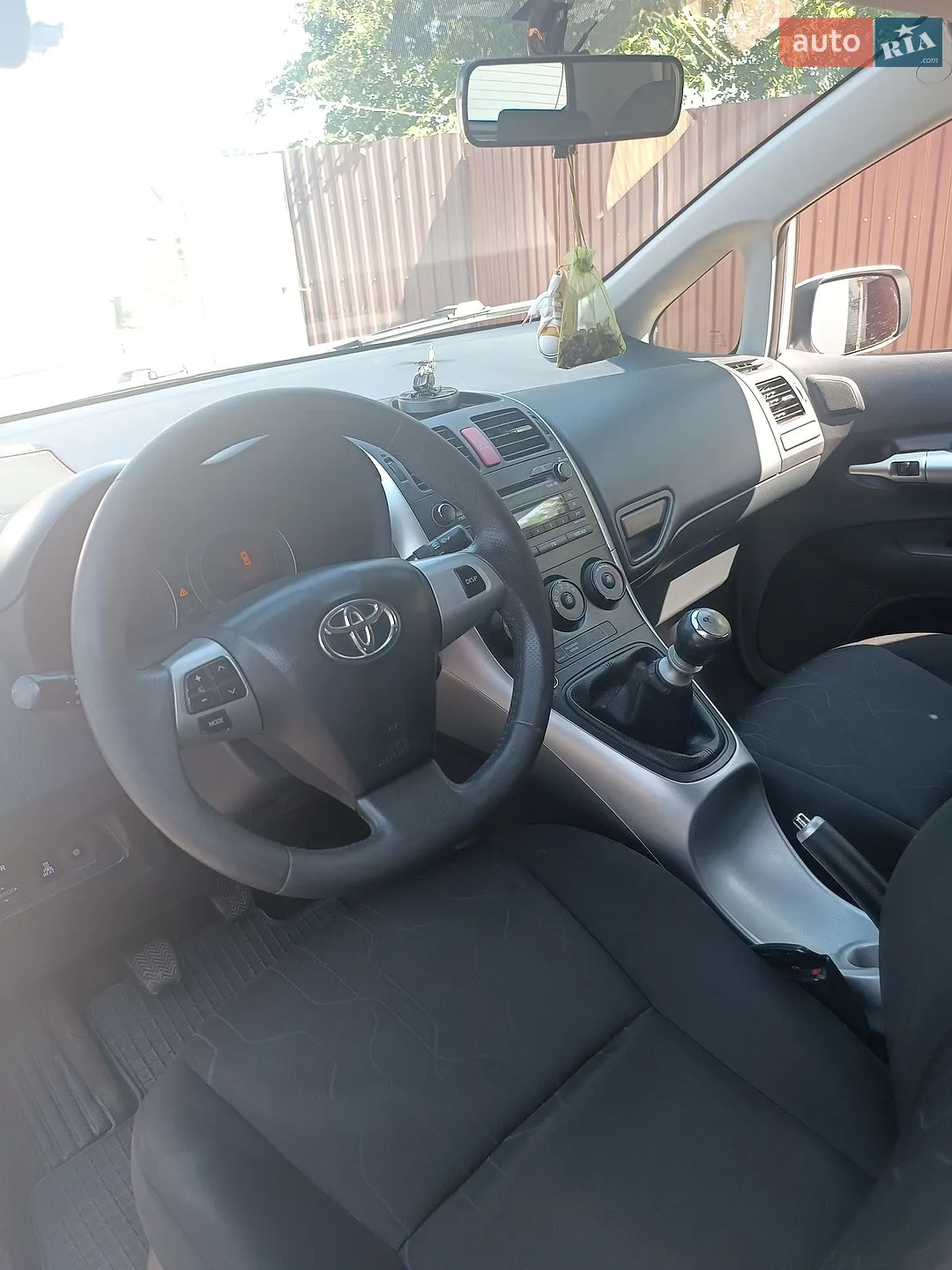 2012 Toyota Auris - мініатюра 8