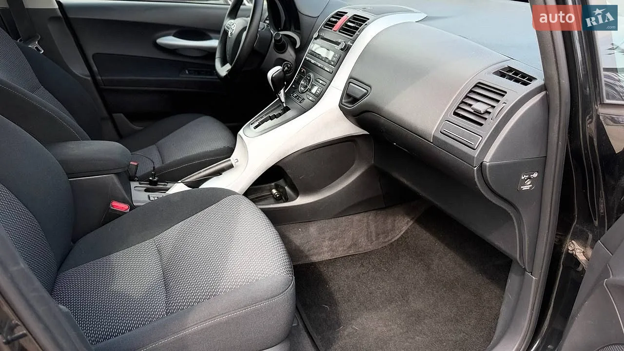 2010 Toyota Auris - мініатюра 18