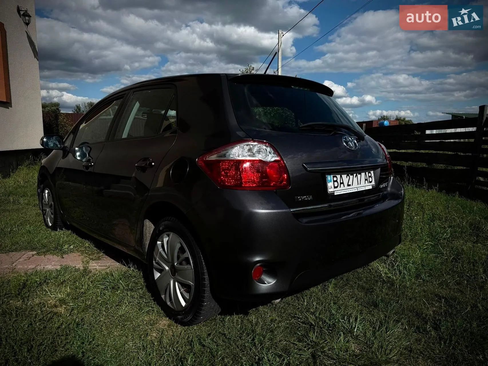 2010 Toyota Auris - мініатюра 5