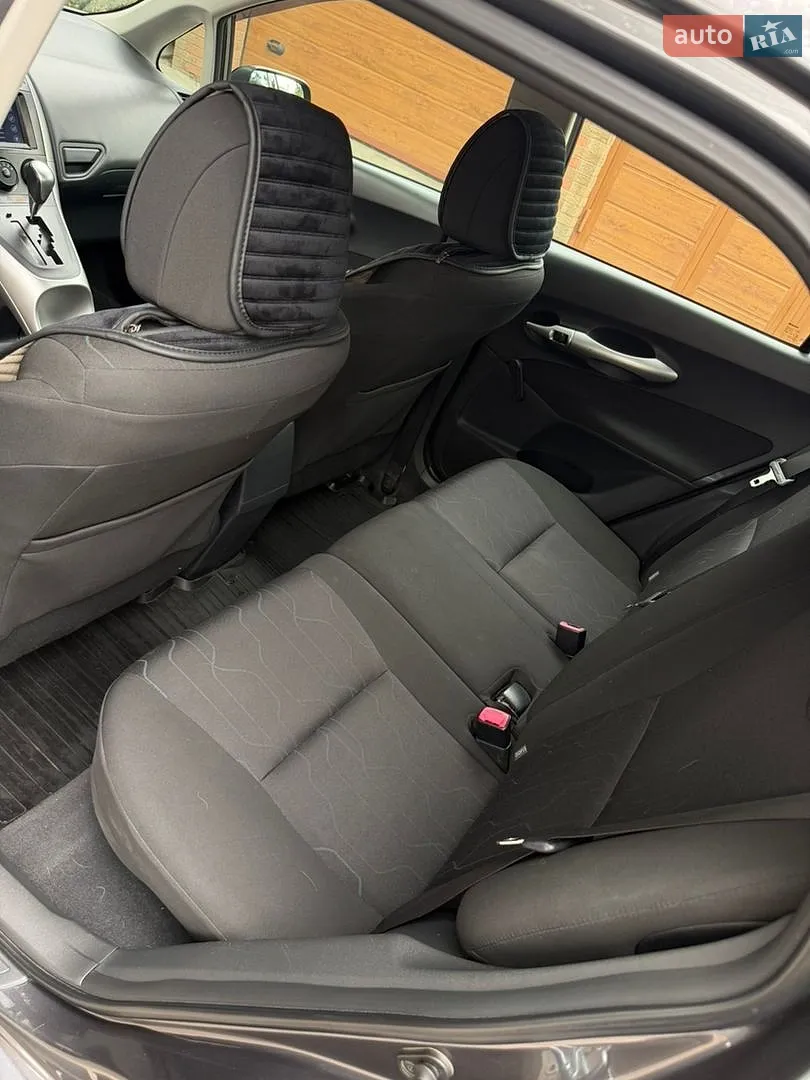 2011 Toyota Auris - мініатюра 6