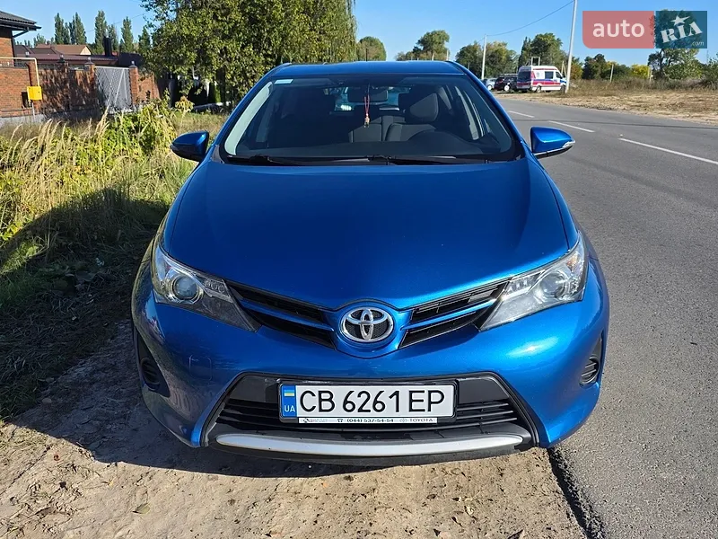 Toyota Auris 2013