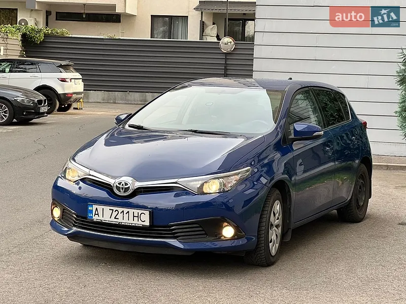Toyota Auris 2016