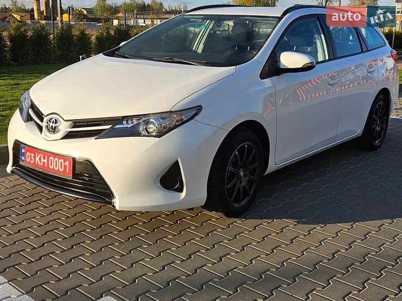 Toyota Auris