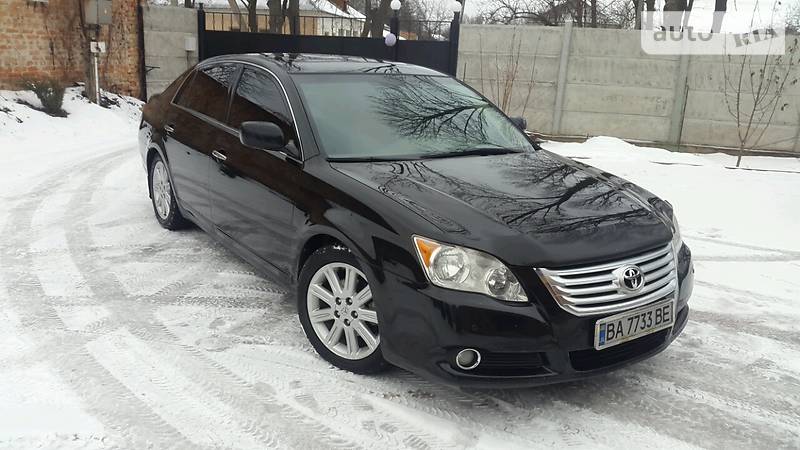 Седан Toyota Avalon 2008 в Новомиргороде