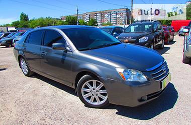 Седан Toyota Avalon 2006 в Кропивницком