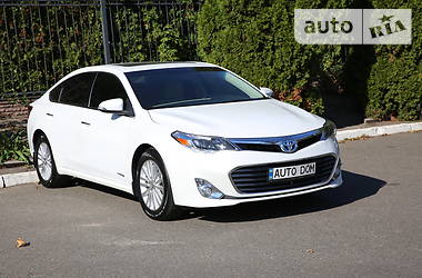 Седан Toyota Avalon 2014 в Киеве