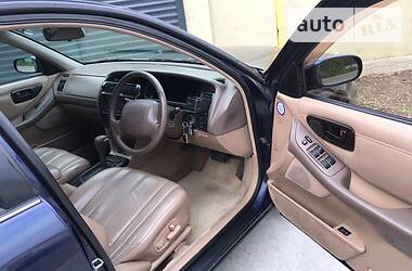 Седан Toyota Avalon 1999 в Одесі