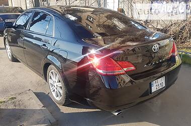 Седан Toyota Avalon 2007 в 
