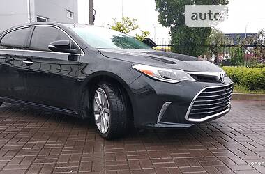 Седан Toyota Avalon 2014 в Киеве