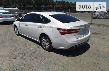 Седан Toyota Avalon 2013 в Одесі