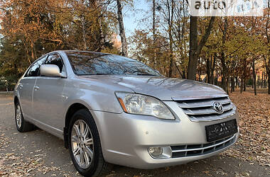 Седан Toyota Avalon 2006 в Харькове