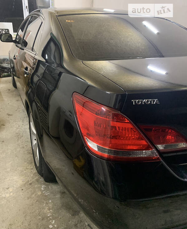 Седан Toyota Avalon 2007 в Киеве