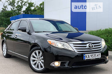 Седан Toyota Avalon 2012 в Дніпрі