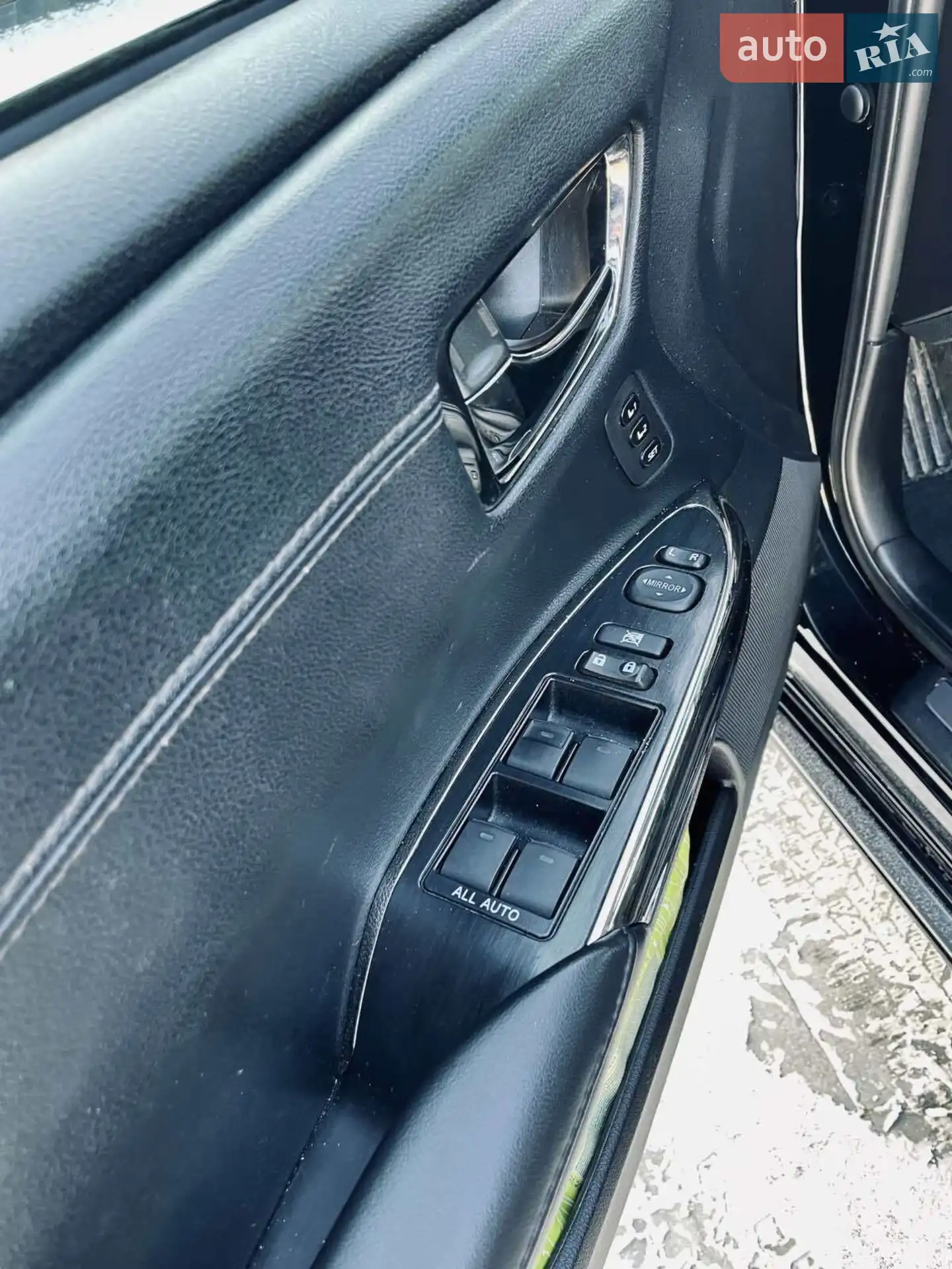 2014 Toyota Avalon - мініатюра 16