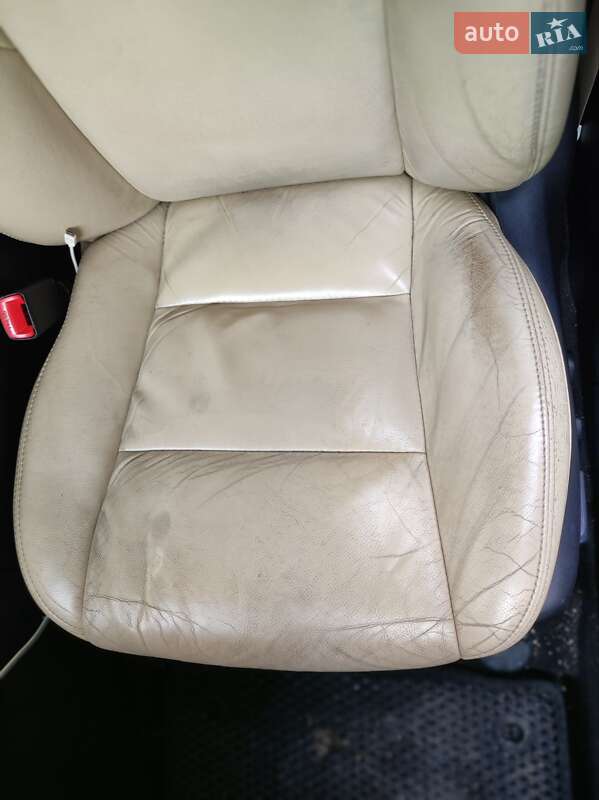 Седан Toyota Avalon 2013 в Киеве