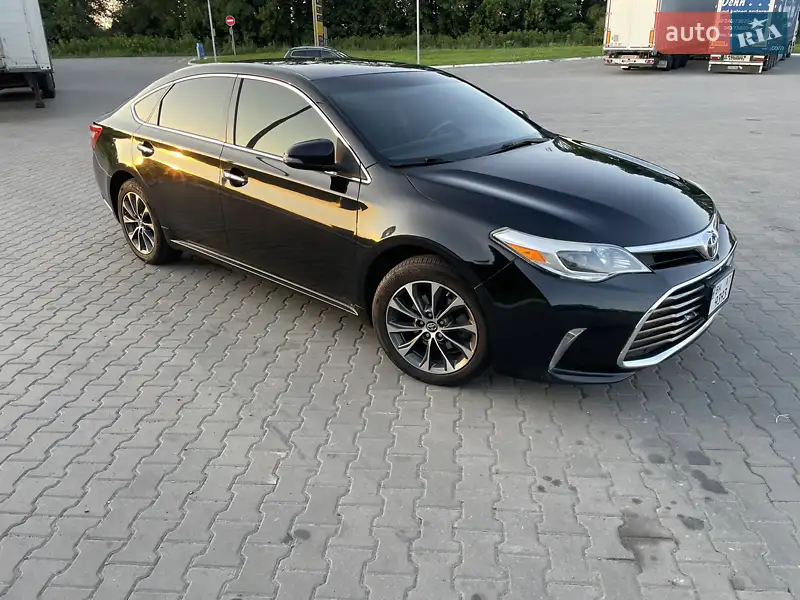 Toyota Avalon 2016
