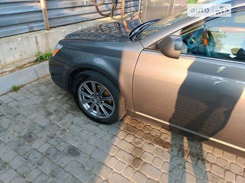 Седан Toyota Avalon 2007 в Львове