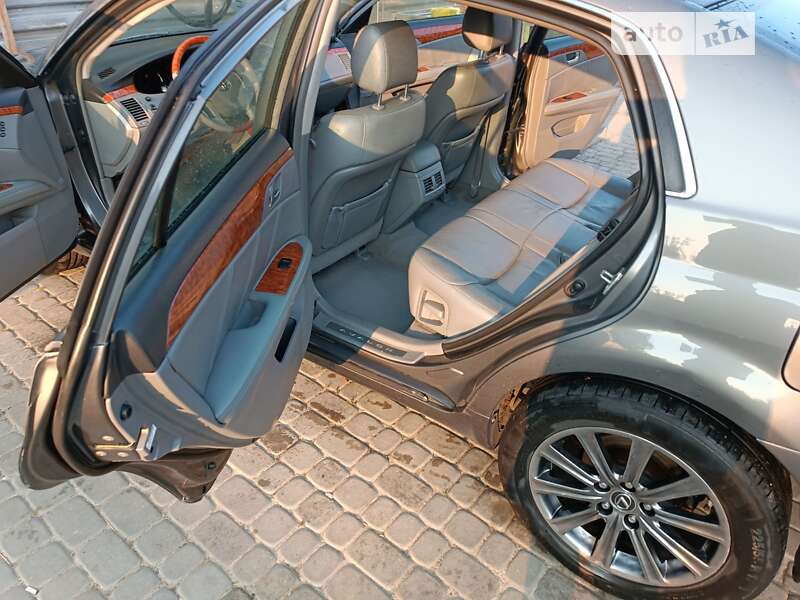Седан Toyota Avalon 2007 в Львове