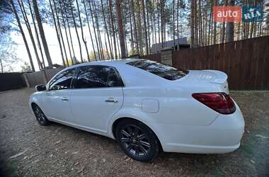 Седан Toyota Avalon 2008 в Киеве