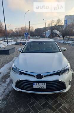 Седан Toyota Avalon 2017 в Черкассах