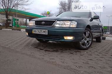 Седан Toyota Avalon 1997 в Києві