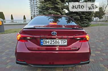 Седан Toyota Avalon 2019 в Одесі