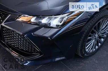 Toyota Avalon 2018