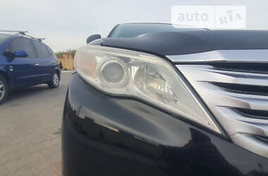 Седан Toyota Avalon 2011 в Измаиле