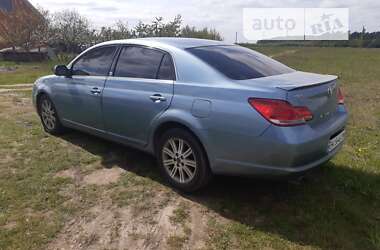 Седан Toyota Avalon 2005 в Ровно