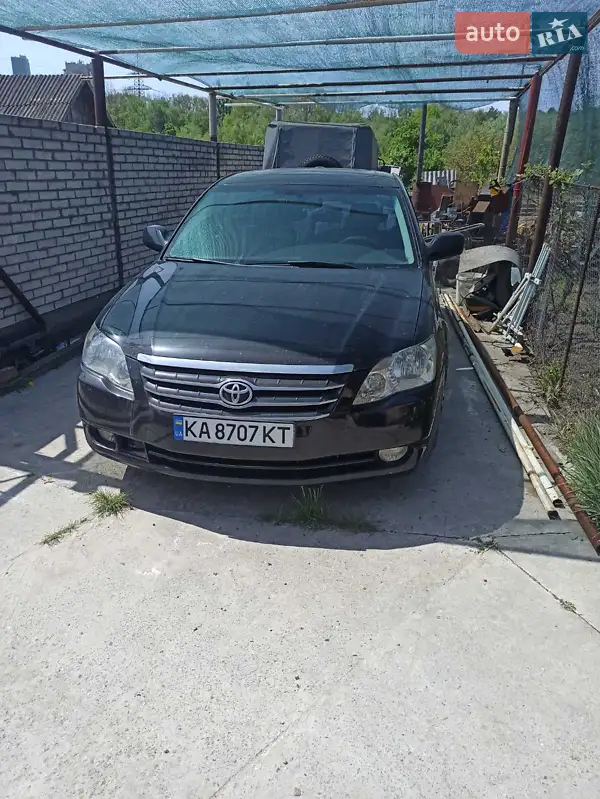 Toyota Avalon 2005