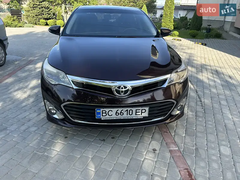 Toyota Avalon 2013
