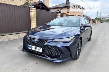 Седан Toyota Avalon 2019 в Виннице