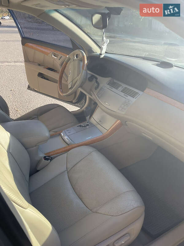 Седан Toyota Avalon 2006 в Дніпрі