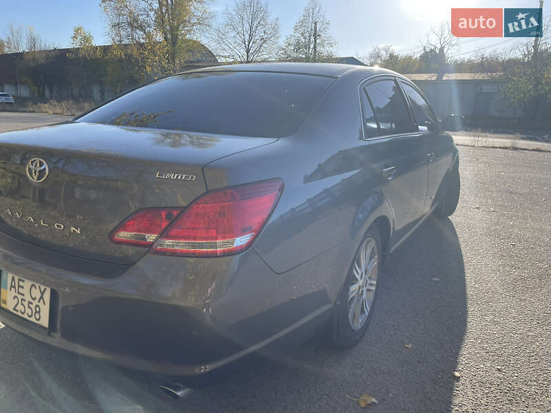 Седан Toyota Avalon 2006 в Дніпрі