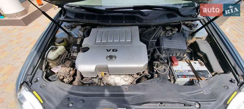 Седан Toyota Avalon 2005 в Полтаві