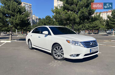 Седан Toyota Avalon 2012 в Одесі