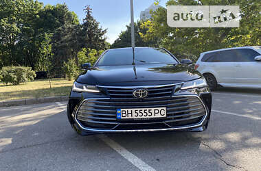 Седан Toyota Avalon 2020 в Одесі