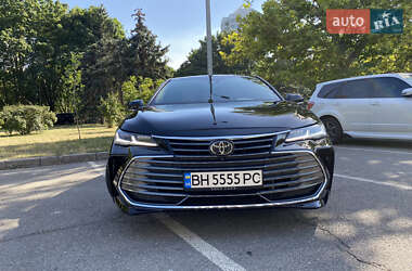 Седан Toyota Avalon 2020 в Одесі