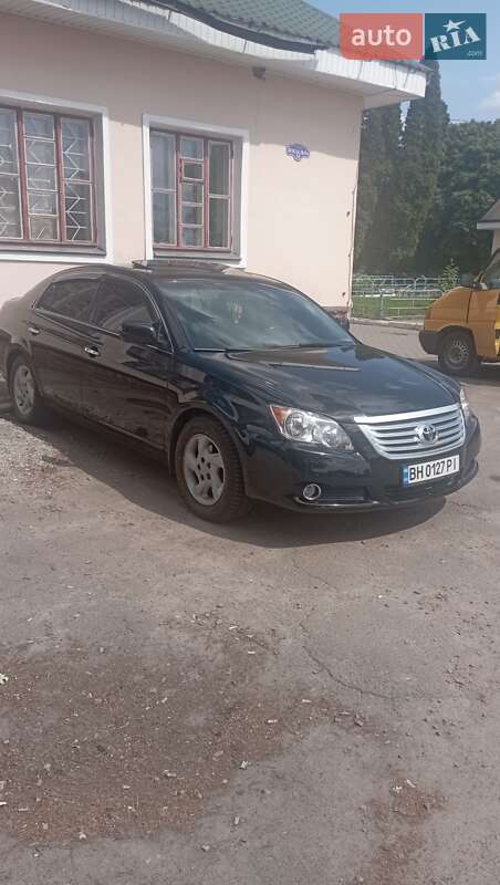 Седан Toyota Avalon 2007 в Куликівці