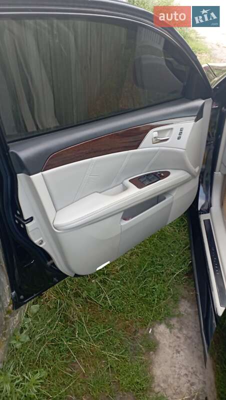 Седан Toyota Avalon 2007 в Куликівці